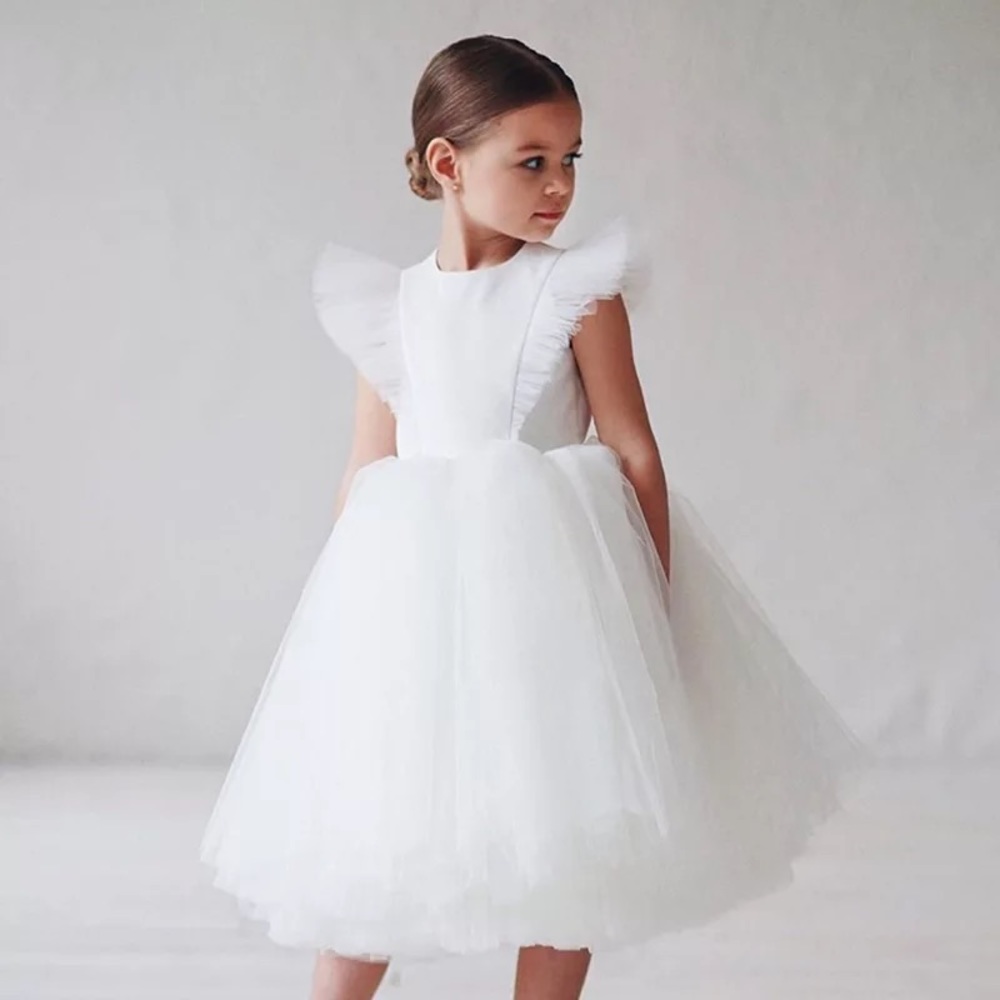 Tulle flower girl dress! Brand new, never worn.